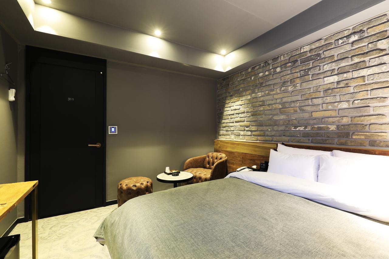 Khách sạn Rainbow Yongsan 3*